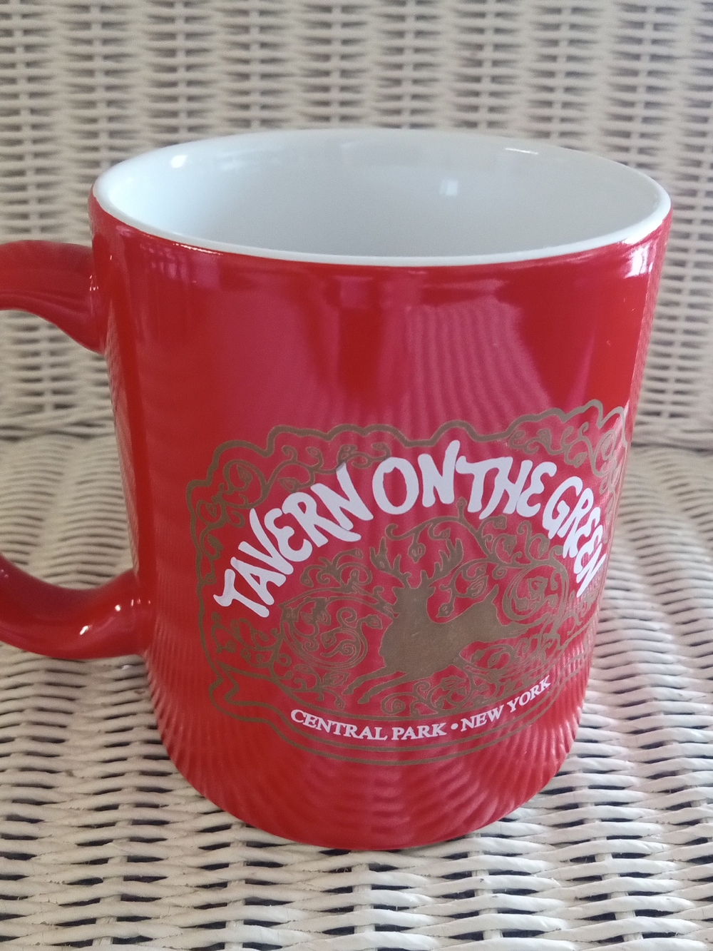 Tavern on the Green Red Ceramic Red Mug Reindeer Central Park NY